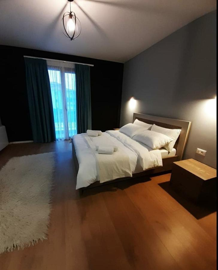 House Of Horses Shtepia E Kuajve Hotel Korce Luaran gambar